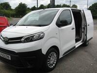 TOYOTA PROACE