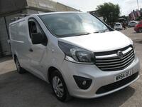VAUXHALL VIVARO