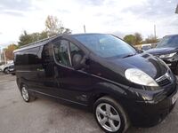 VAUXHALL VIVARO
