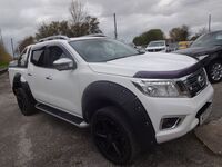 NISSAN NAVARA