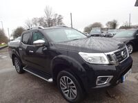 NISSAN NP300