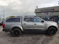 NISSAN NAVARA