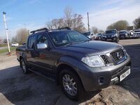 NISSAN NAVARA