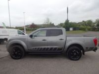 NISSAN NAVARA