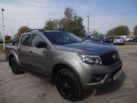 NISSAN NAVARA
