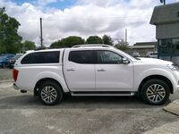 NISSAN NP300