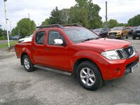 NISSAN NAVARA