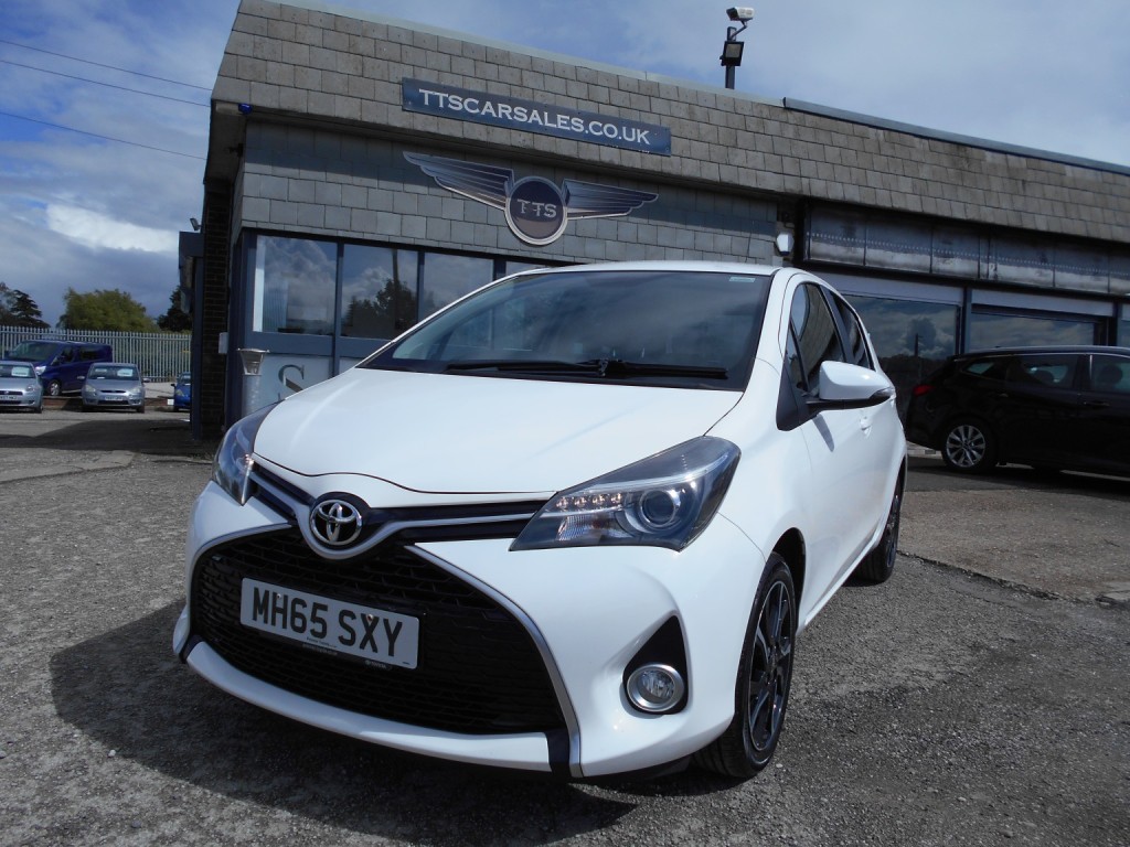 2016 Toyota YARIS